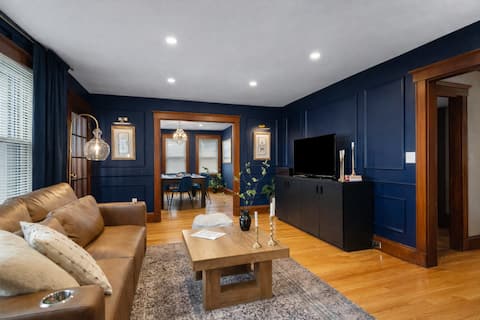 Top Airbnb: Prestigious Milton Designer Home in South Shore