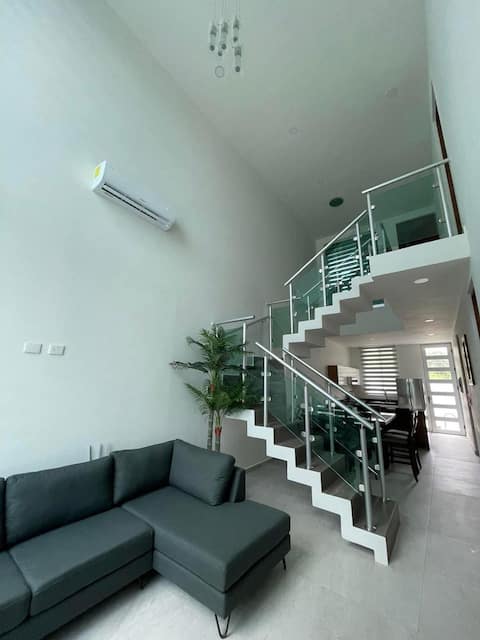 Popular Airbnb listing: Spacious Home for the Whole Family Near the Beach in Aldea Kin