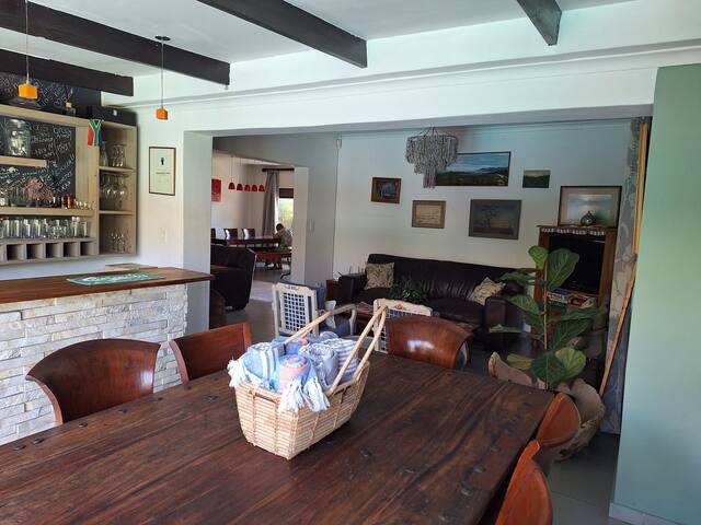 Beautiful, secure family home in Northern Suburbs gallery image 5