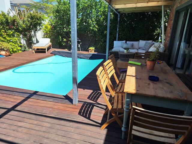 Beautiful, secure family home in Northern Suburbs gallery image 3