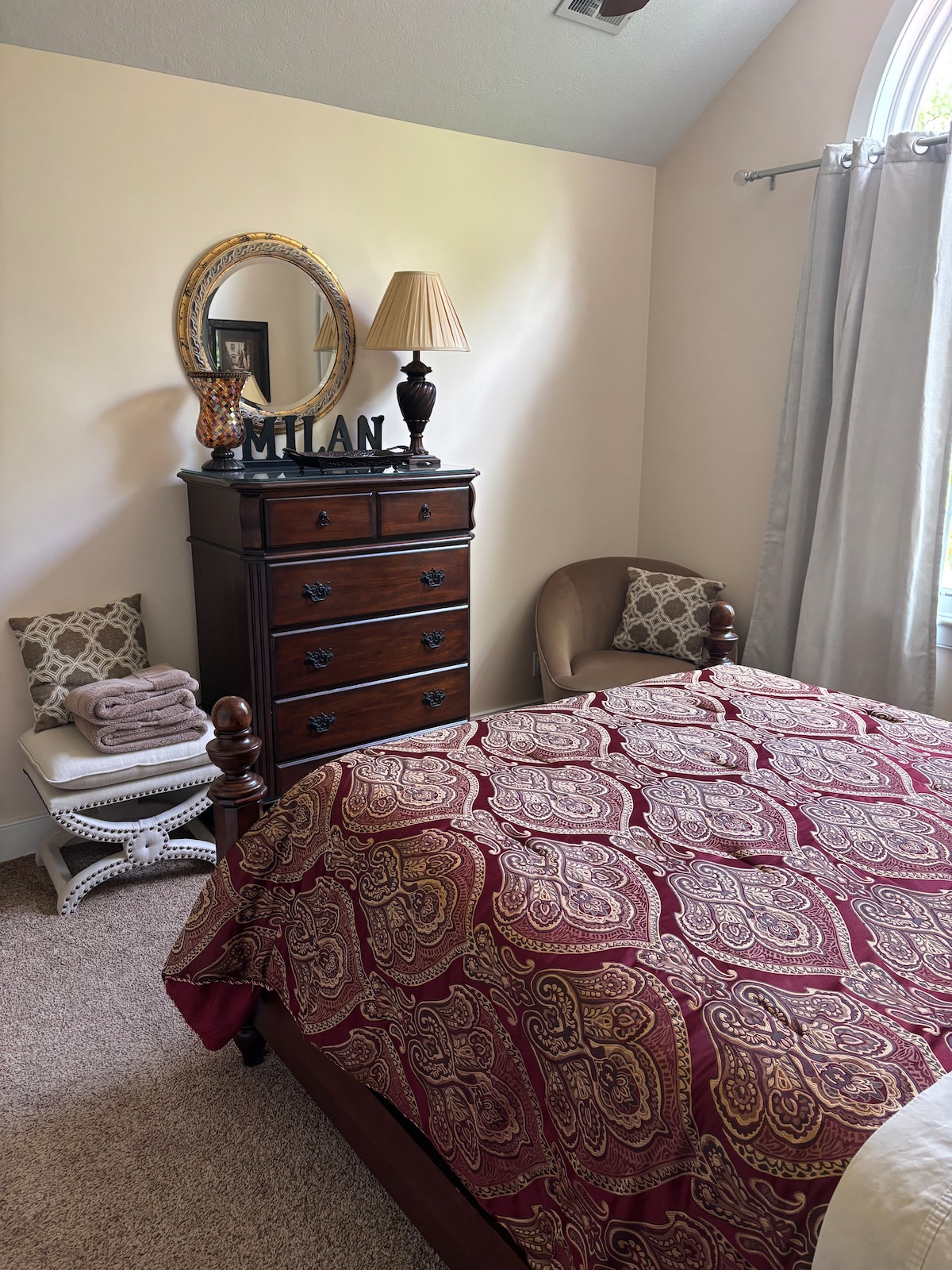 Covered Bridge Retreats: Piper’s