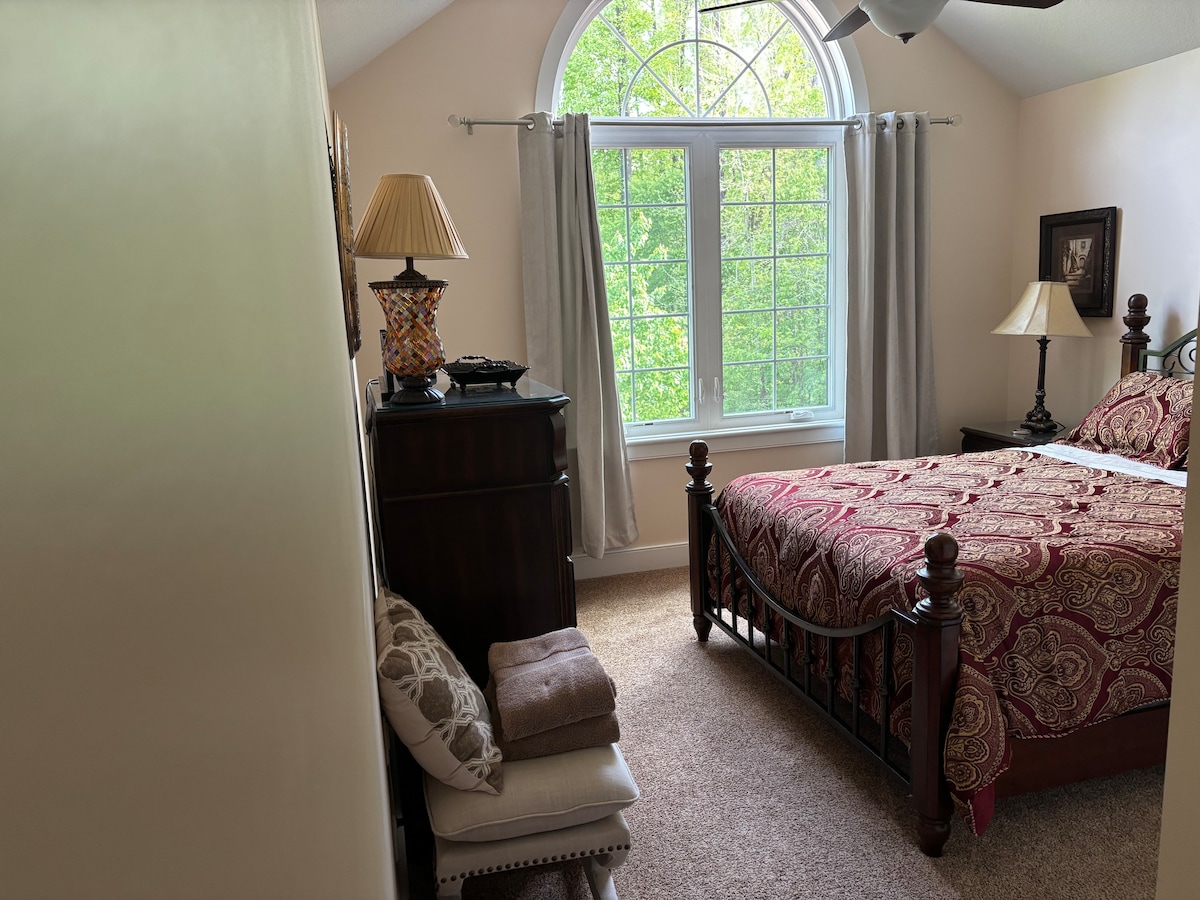 Covered Bridge Retreats: Piper’s