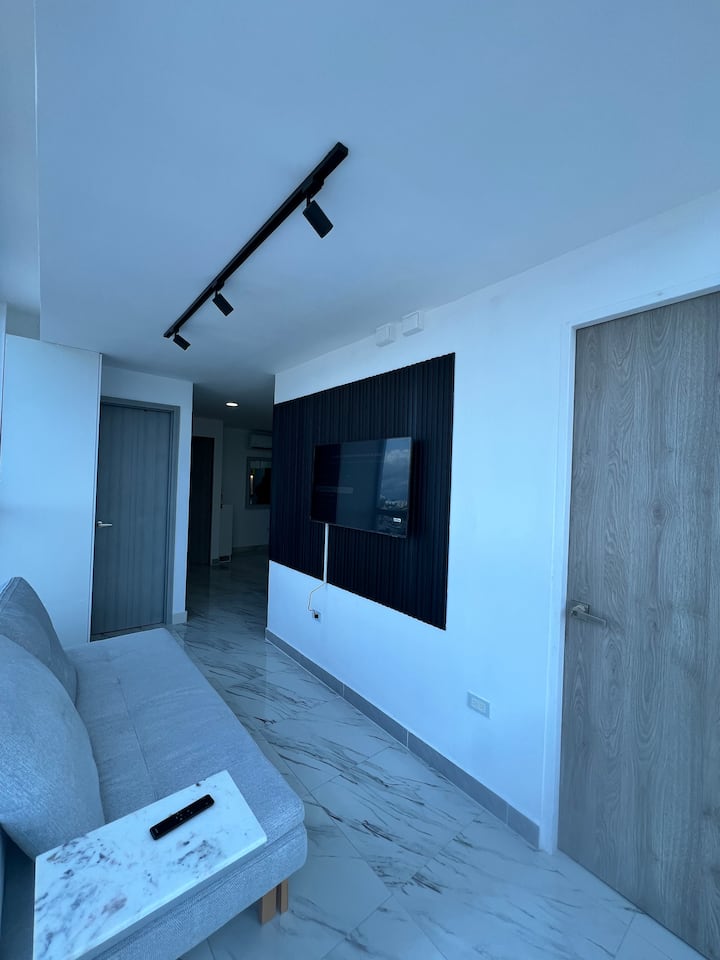 Moderno Apartamento En Cinta Costera - Panama City