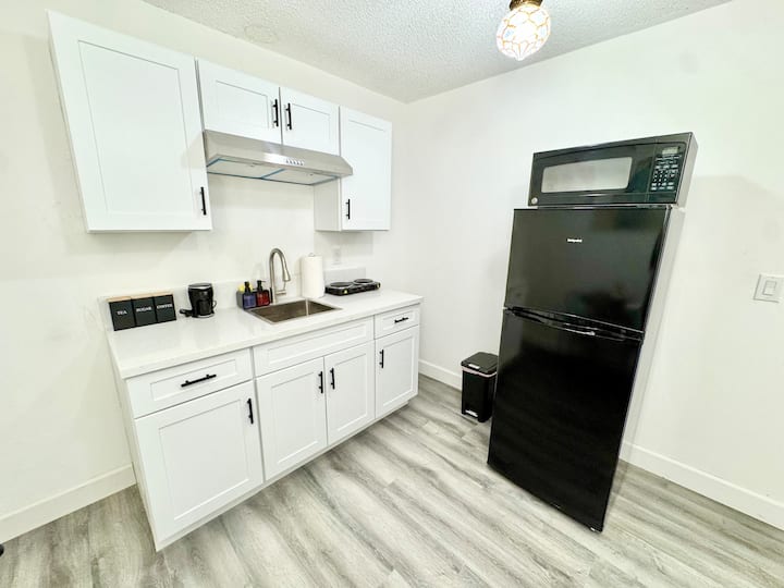Desert Chic Studio - Las Vegas, NV
