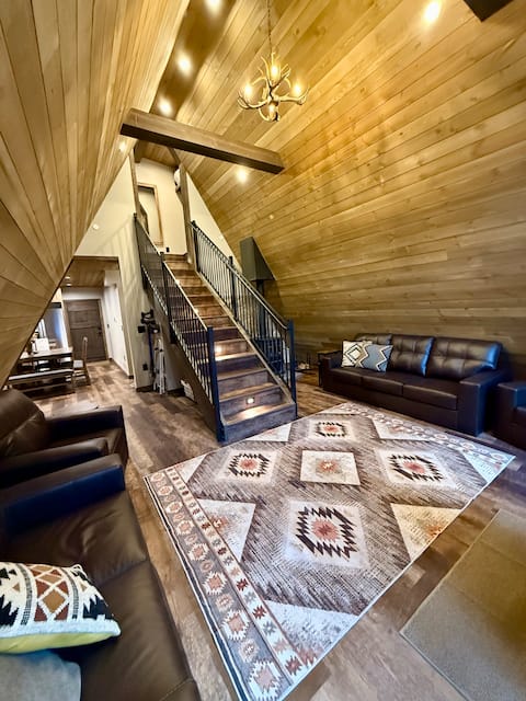 Top Airbnb: Newly remodeled A-frame 5 min drive to Sundance in Sundance
