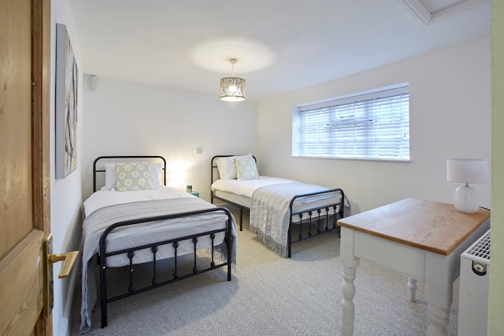 საძინებელი 3