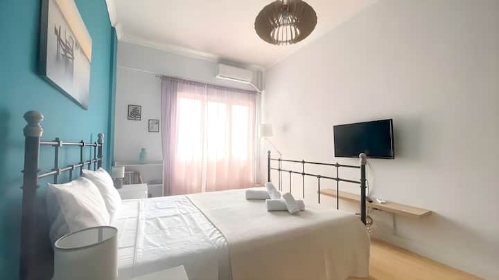 Central House - 2 Bedroom Apartment - Athens