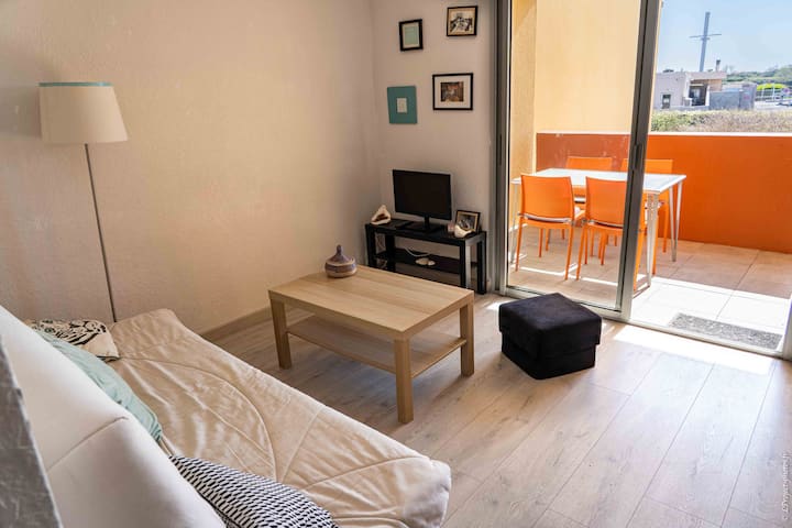 Appartement Lumineux Avec Balcon-3min De La Plage - Vias