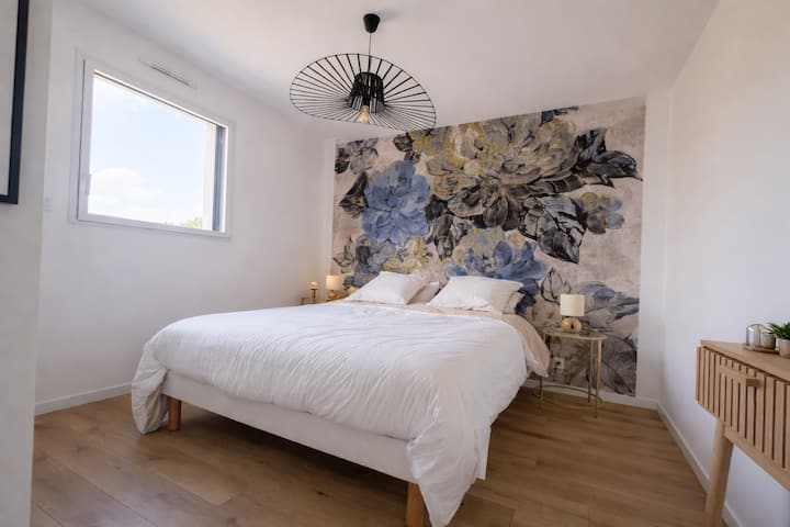 localizevacances.fr
ზღვისპირი, პლაჟი, შემოღობილი ბაღი, თევზაობა, ცენტრი ფეხით სავალ მანძილზე, ახალი და თანამედროვე სახლი
