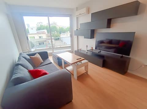 Anuncio de Airbnb popular: Modern Apartment, Garage, Wi-Fi, Subte B, 10 min. from Almagro en Ciudad Autónoma De Buenos Aires