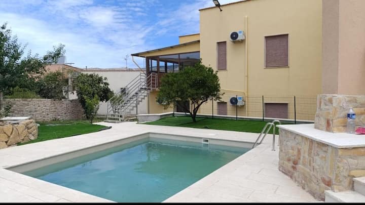 Residenze Ancona Camera Del Girasole - Piano Terra - Custonaci