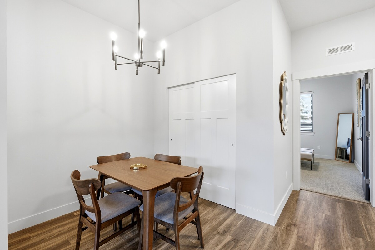 Midway Modern Farmhouse