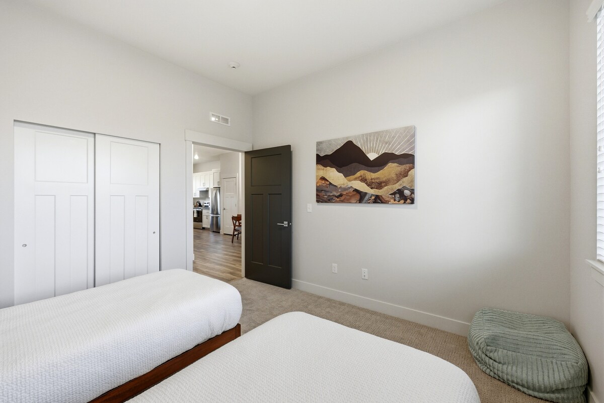 Midway Modern Farmhouse