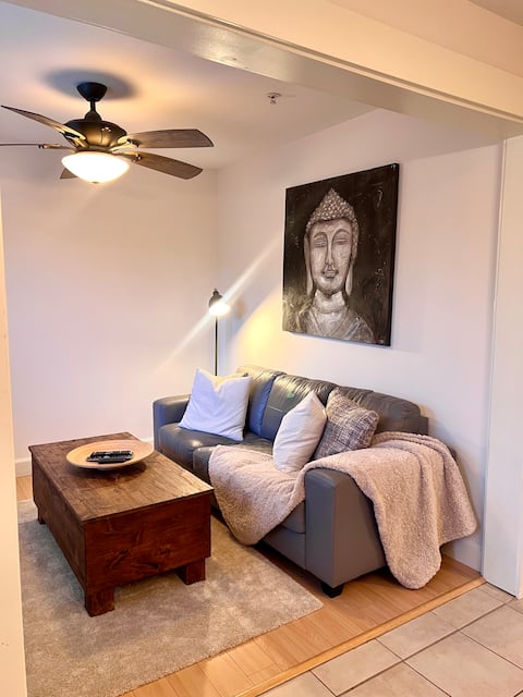 Top Airbnb: Spacious and Bright 2BR Ground-Level Suite in Victoria Fraserview