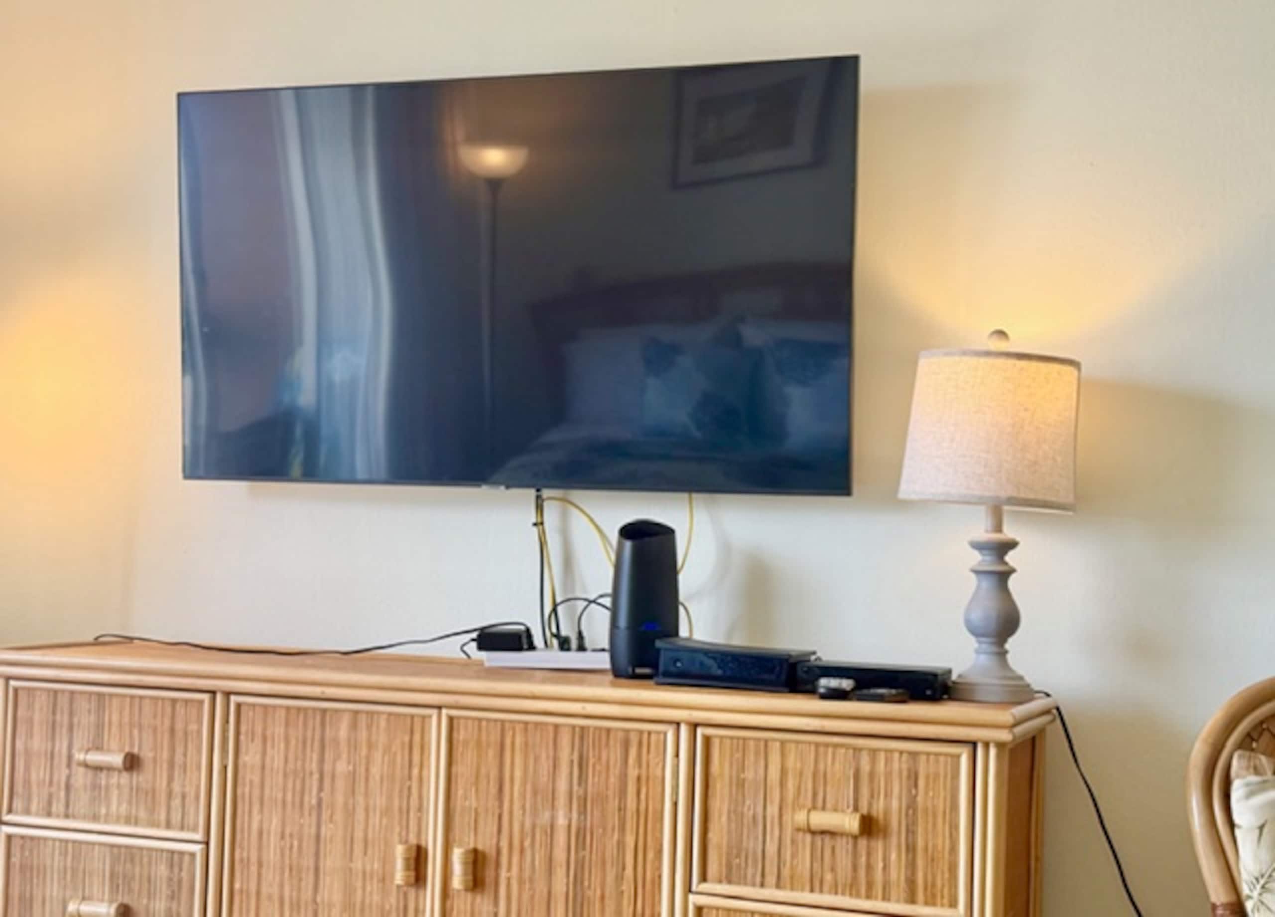 Condo in Honolulu · ★4.6 · Studio · 2 beds · 1 private bath - Image 5
