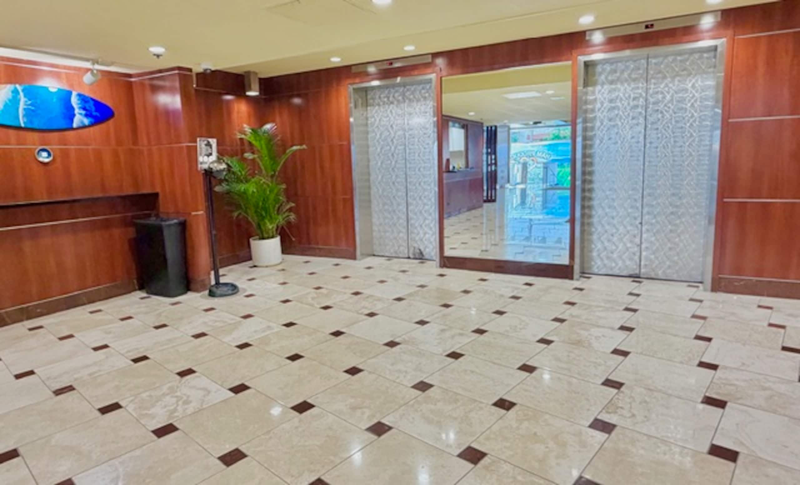 Condo in Honolulu · ★4.6 · Studio · 2 beds · 1 private bath - Image 22