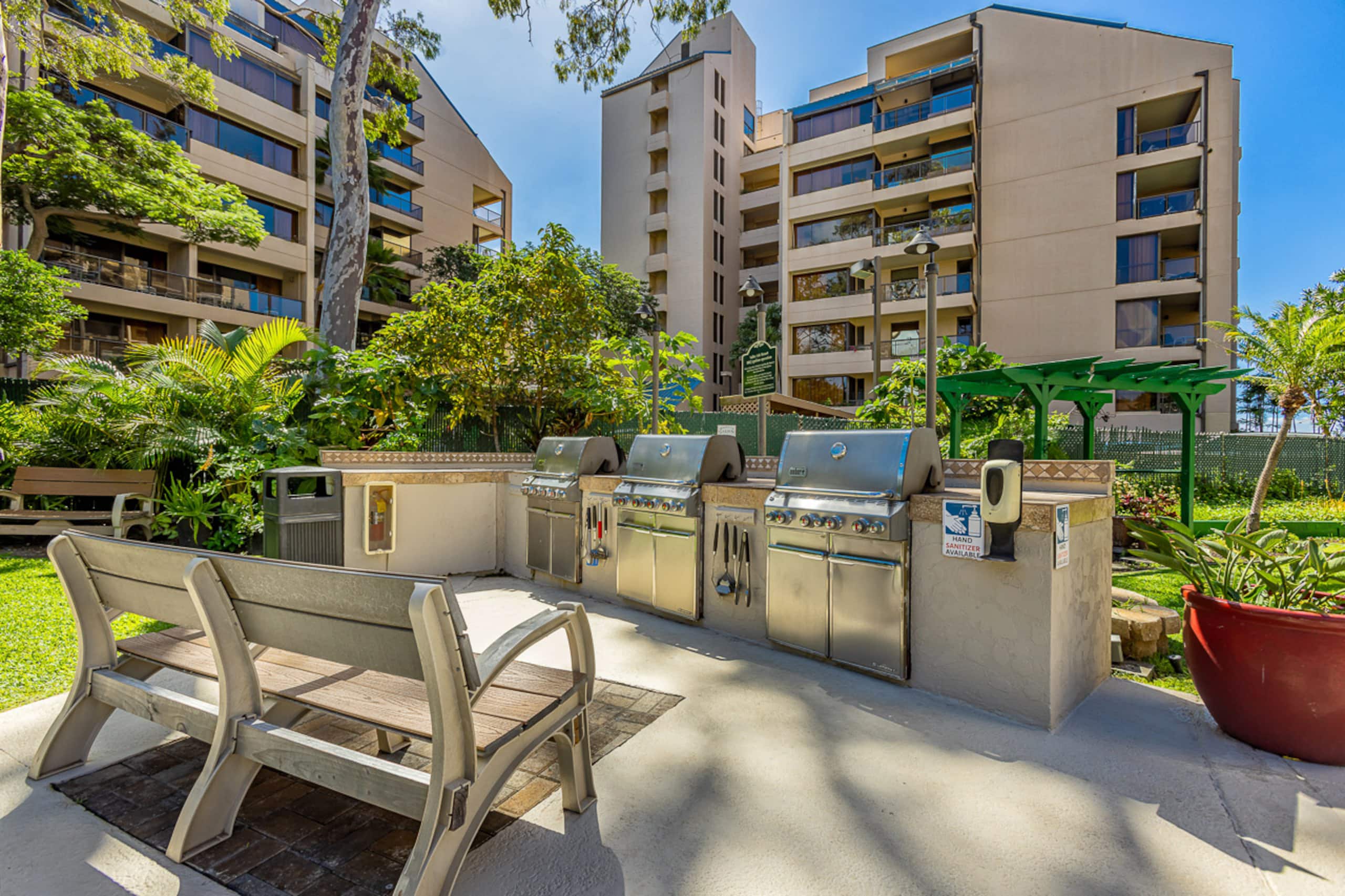 Condo in Lahaina · ★4.88 · 1 bedroom · 2 beds · 1 bath - Image 41