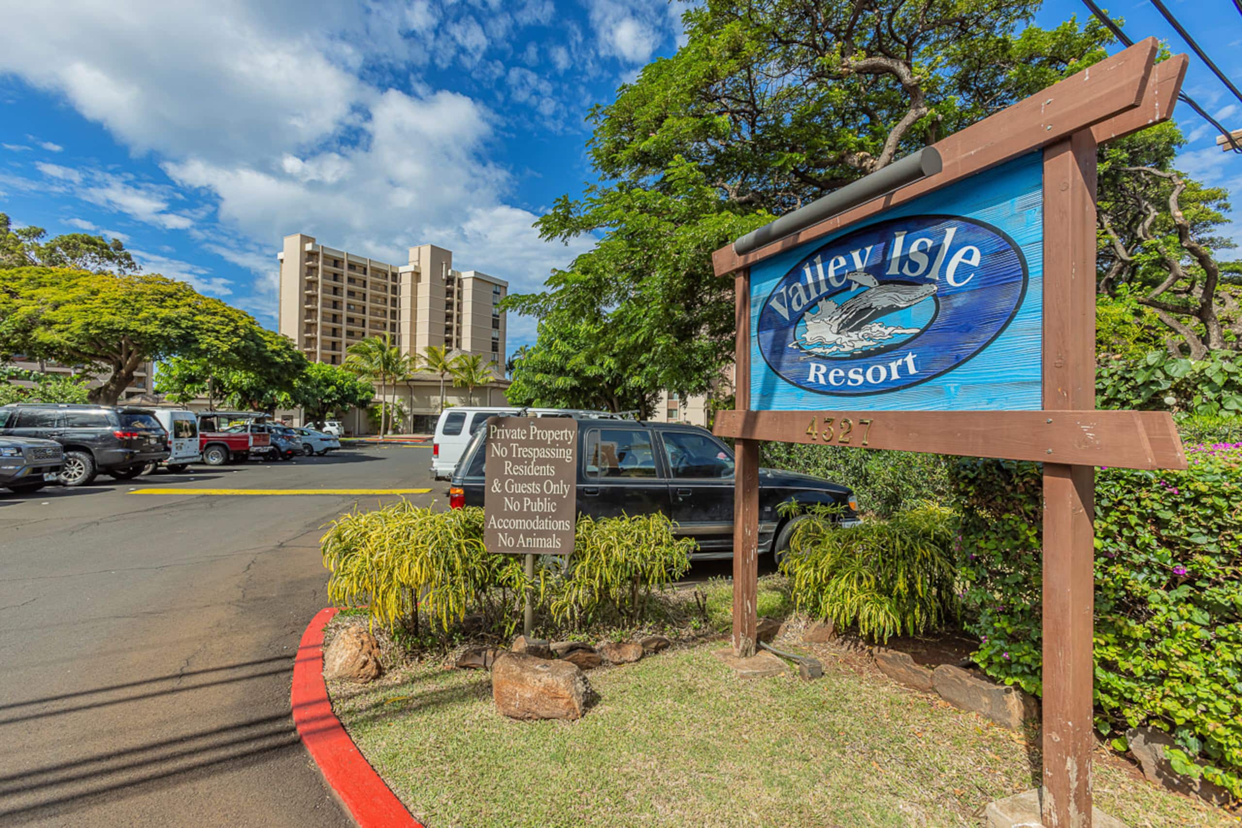Condo in Lahaina · ★4.88 · 1 bedroom · 2 beds · 1 bath - Image 30