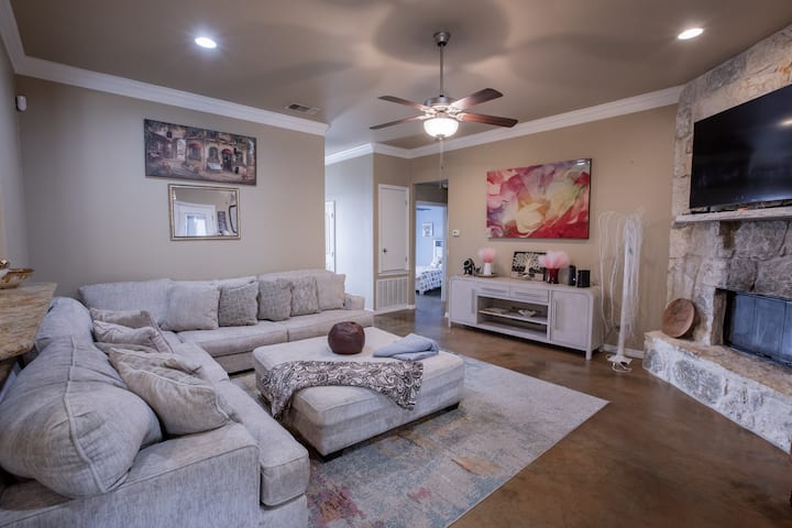 Grace Luxx Air B&b. The Secret Get Away. - Harker Heights, TX