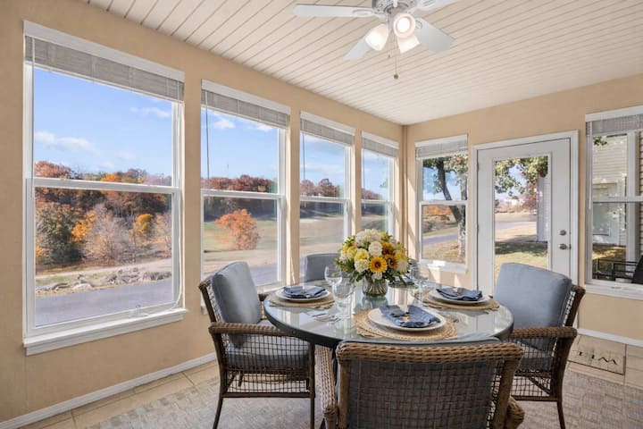 Large 2br Stunning Golf Course View - Branson, MO