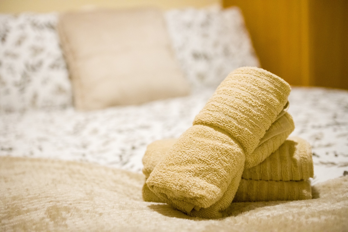 Een goede nachtrust wacht op je – ideaal voor gasten of werknemers.