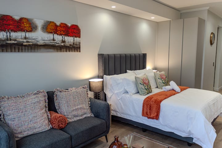 Waterfall, Ellipse Apartment - Midrand