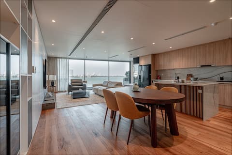 160m2 luxury apartment with West Lake view, No. 1 furniture