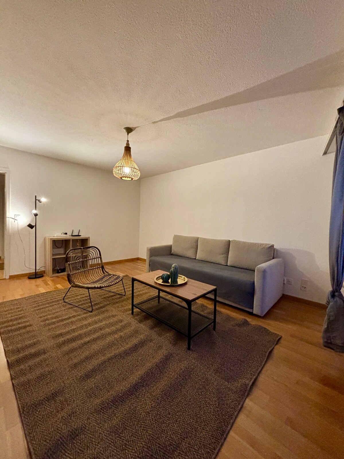 Top performing Airbnb: Urban Stay in Zurich II in Albisrieden