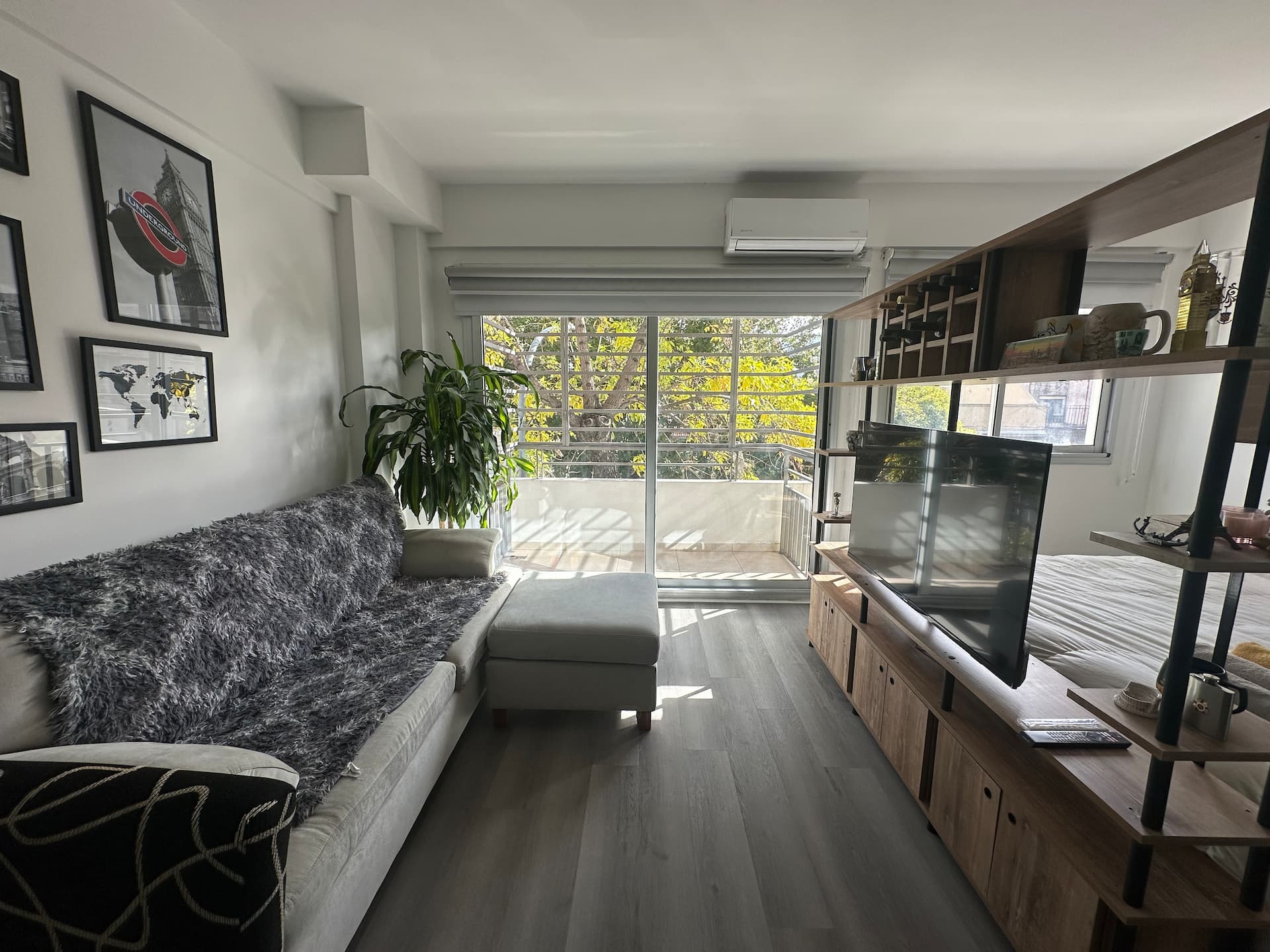 Apartamento de 1 dormitório em Flores