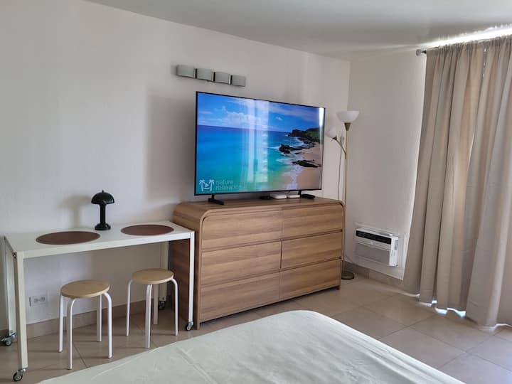 Waikiki, Free Parking, Queen & Twin Beds - オアフ島, HI