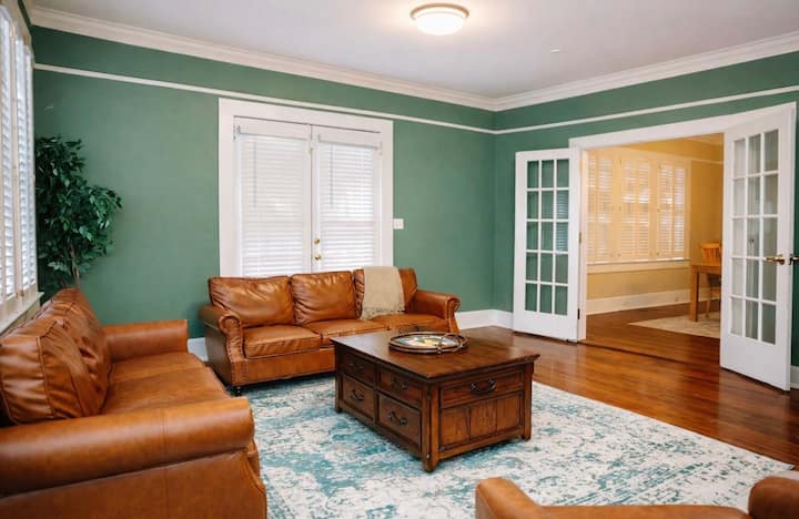 Steps To Vsu • Historic Home • Pool • Sleeps 10 - Valdosta, GA