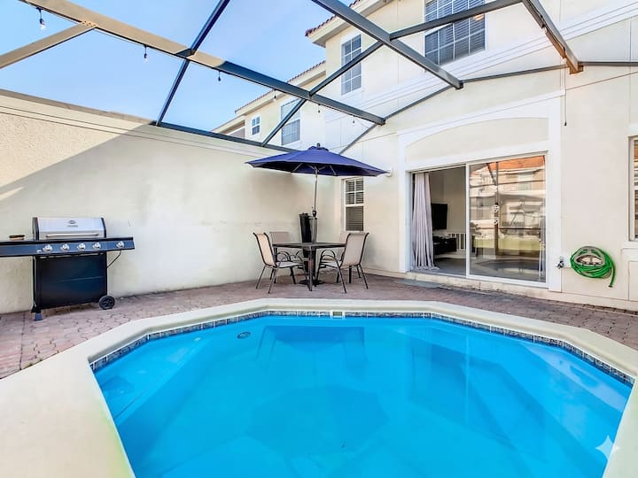 Cozy Townhouse With Private Pool In Kissimmee - Kissimmee, FL