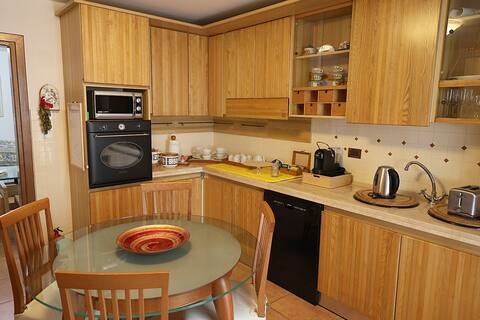 Top Airbnb: Casa Villa Pia - 3 km from the sea with parking space a Viareggio