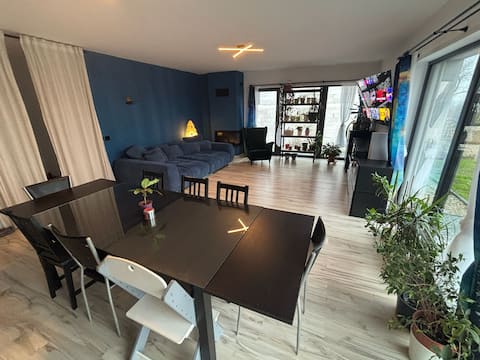 Luxury apartment in a family house near Prague and the airport