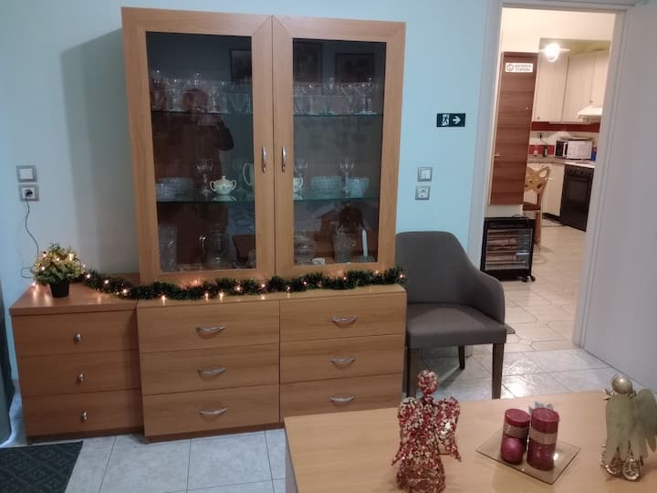 Theo’s Apartment. - Александруполис