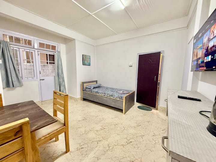 Budget Friendly 2bhk In The Heart Of Shillong City - Shillong