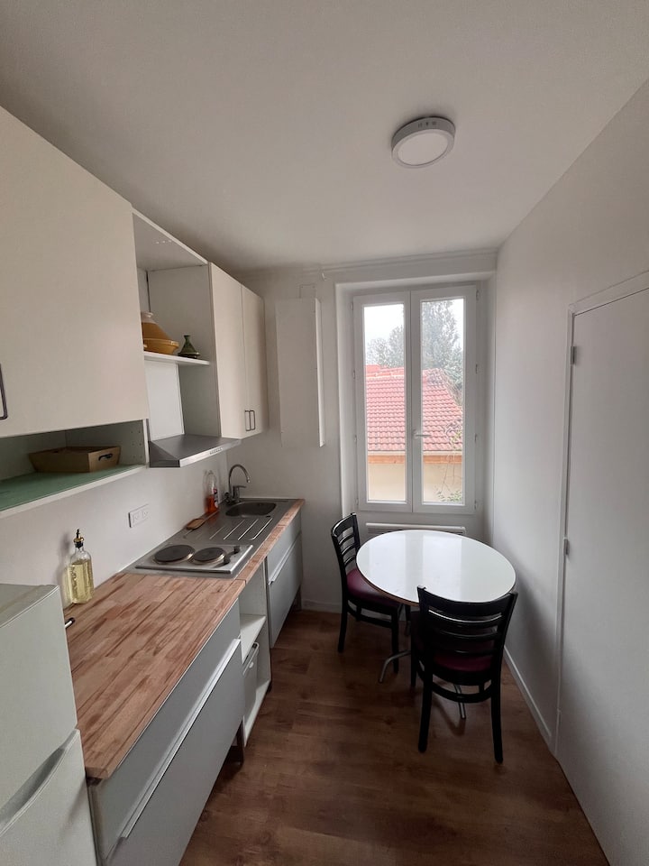 Studio Indépendant-accès Rapide à Paris - Rosny-sous-Bois
