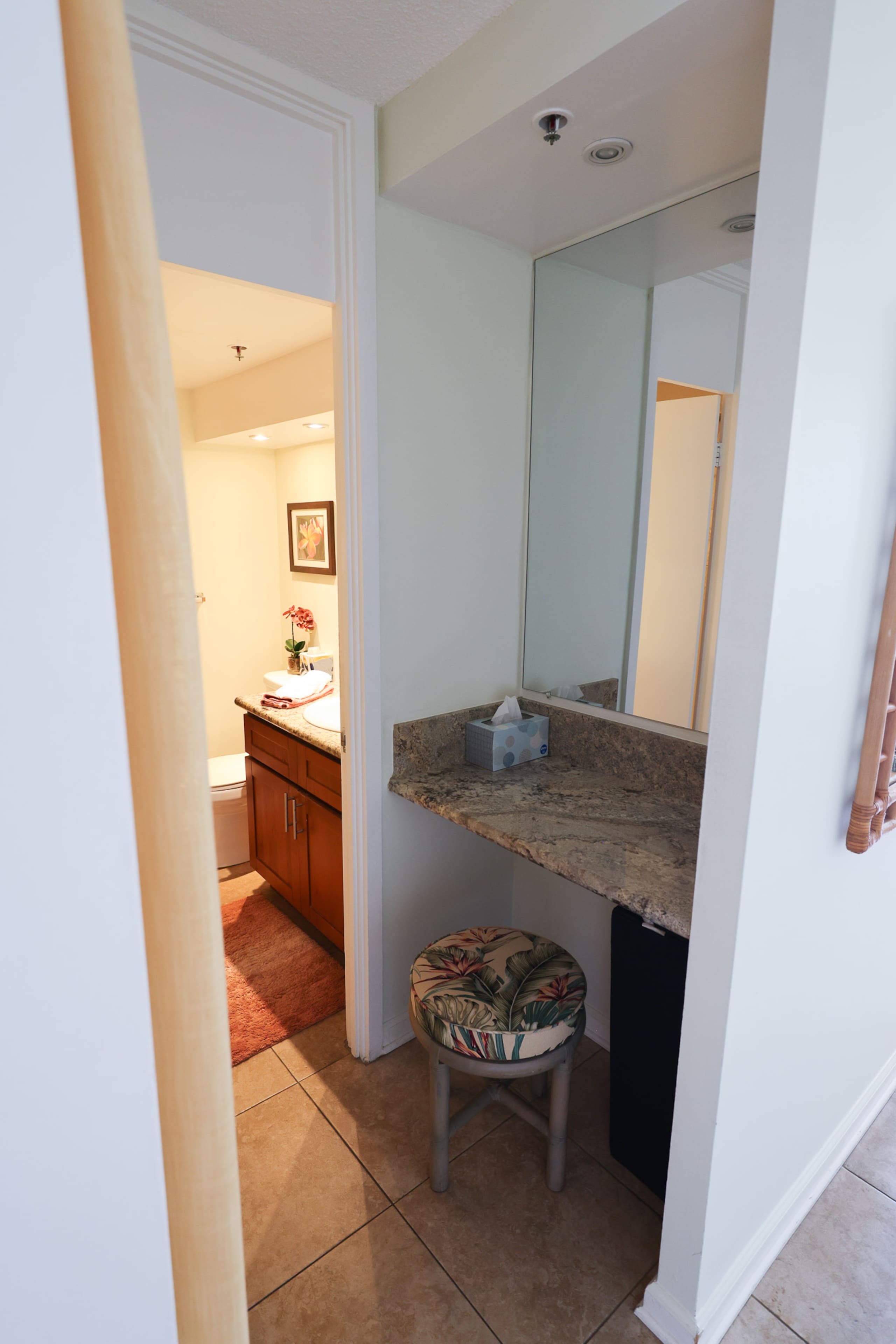 Condo in Honolulu · ★5.0 · Studio · 2 beds · 1 bath - Image 5