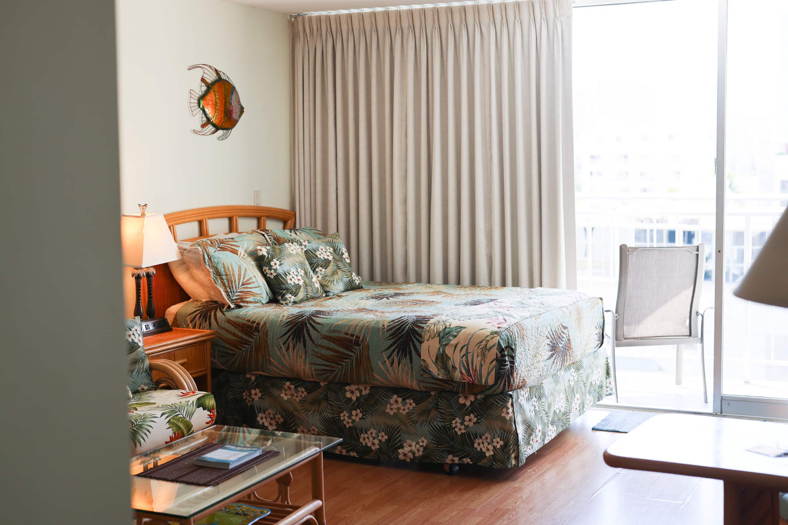 Condo in Honolulu · ★5.0 · Studio · 2 beds · 1 bath - Image 10