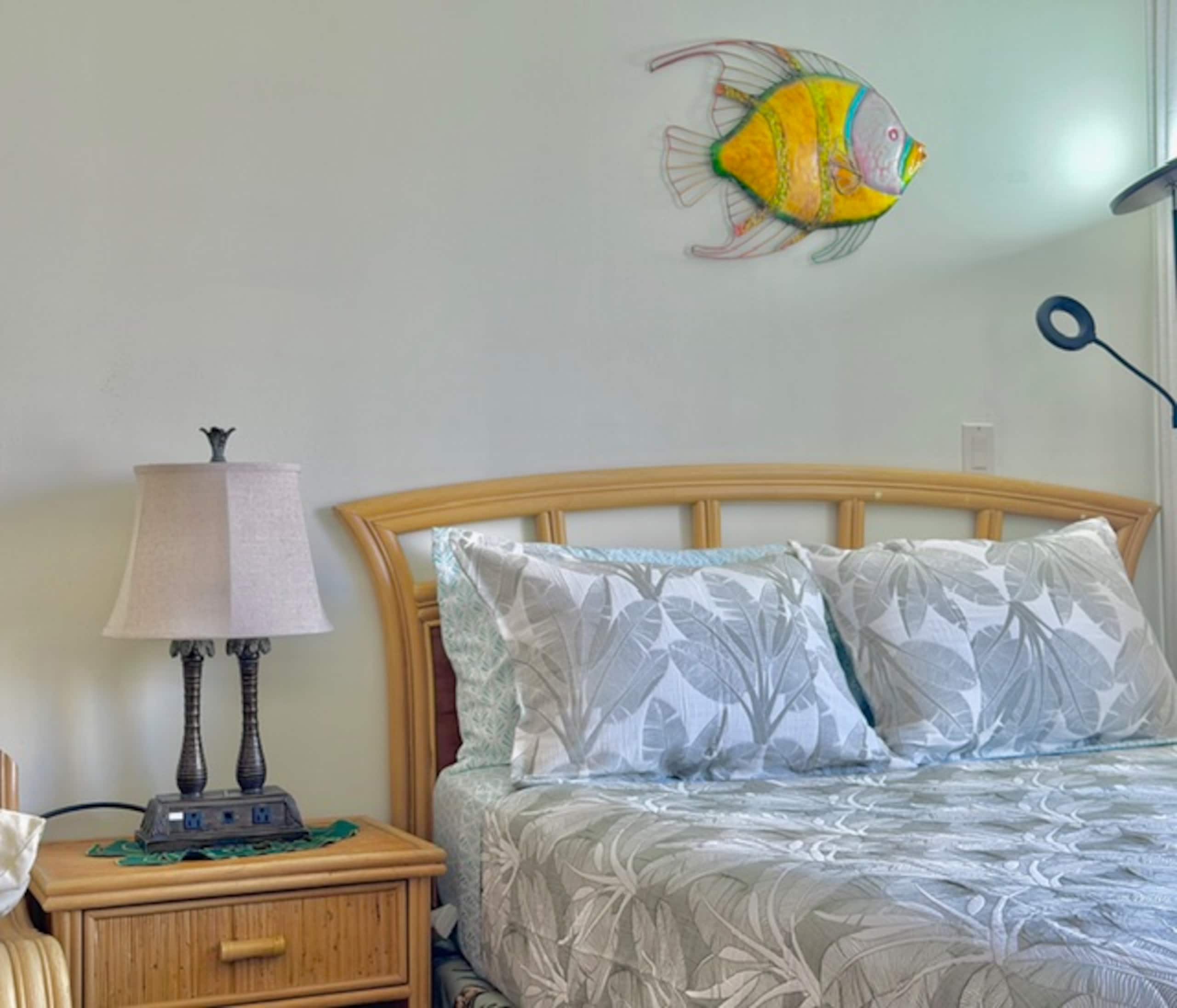 Condo in Honolulu · ★5.0 · Studio · 2 beds · 1 bath - Image 31