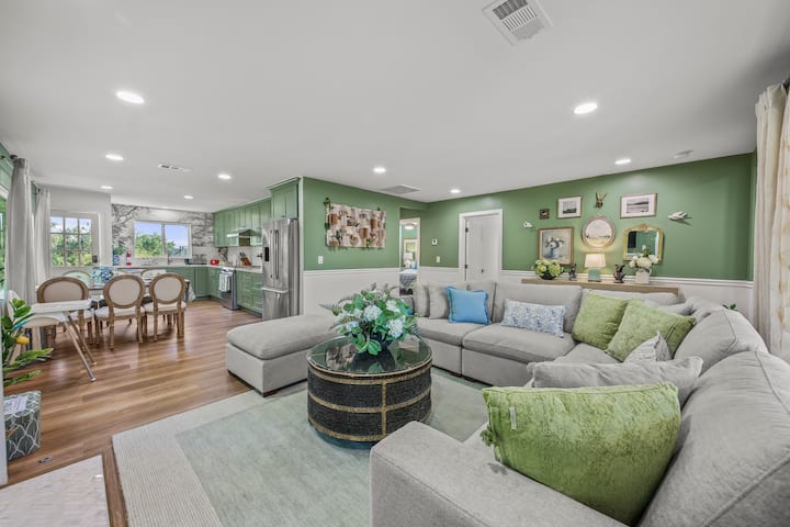 Or3-mt-stylish Home Near Disneyland - Orange, CA