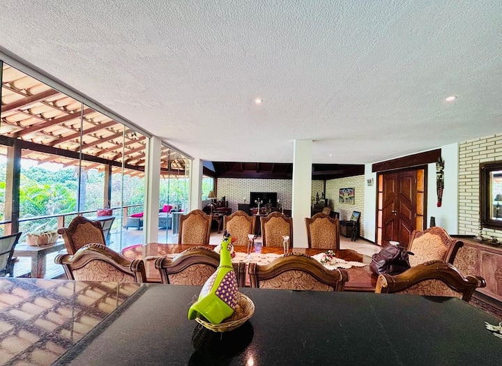 Casa Linda No Meio Da Natureza A 5 Min Da Ponte Jk - Brasil