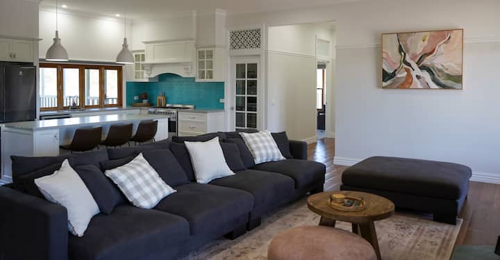 Mcmillan House - Swan Hill