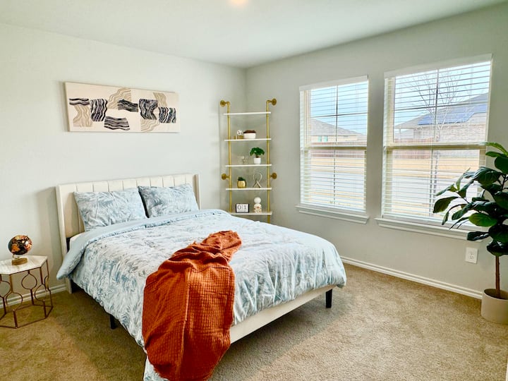 საძინებელი 4