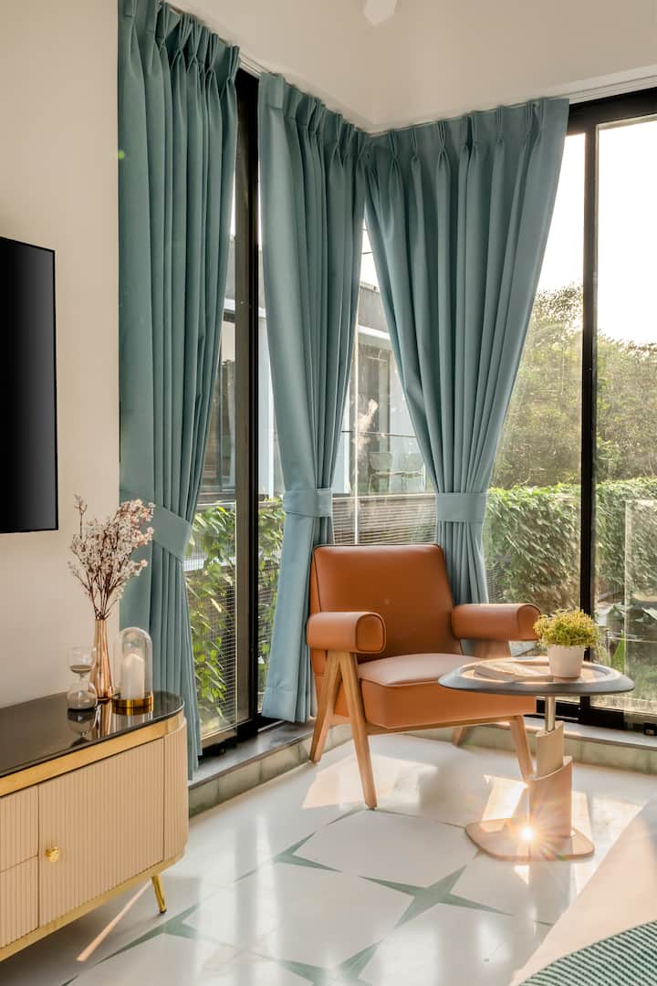 Living room image 9