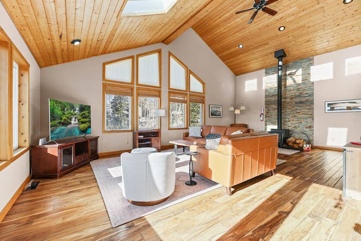 Mountain Retreat: Hottub, Theatre, View, Games - East Canyon State Park, Morgan