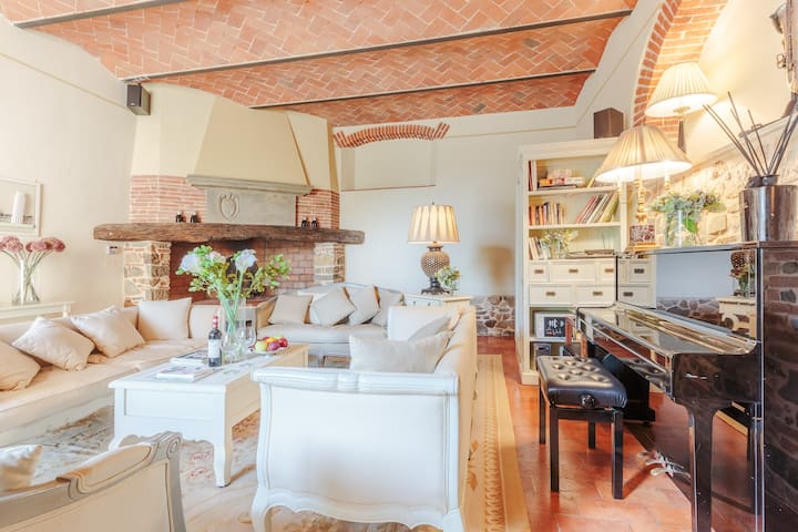 Villa Ginevra 12, Emma Villas - Montecatini Terme