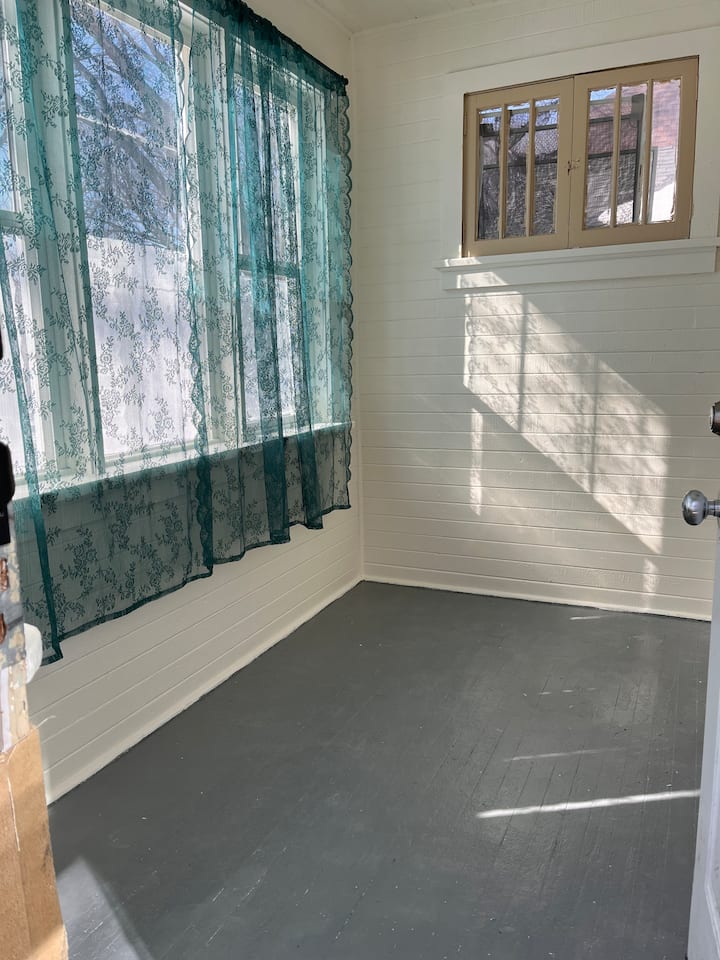 Warm And Bright Stay In Winnipeg · Near Everything - Winnipeg