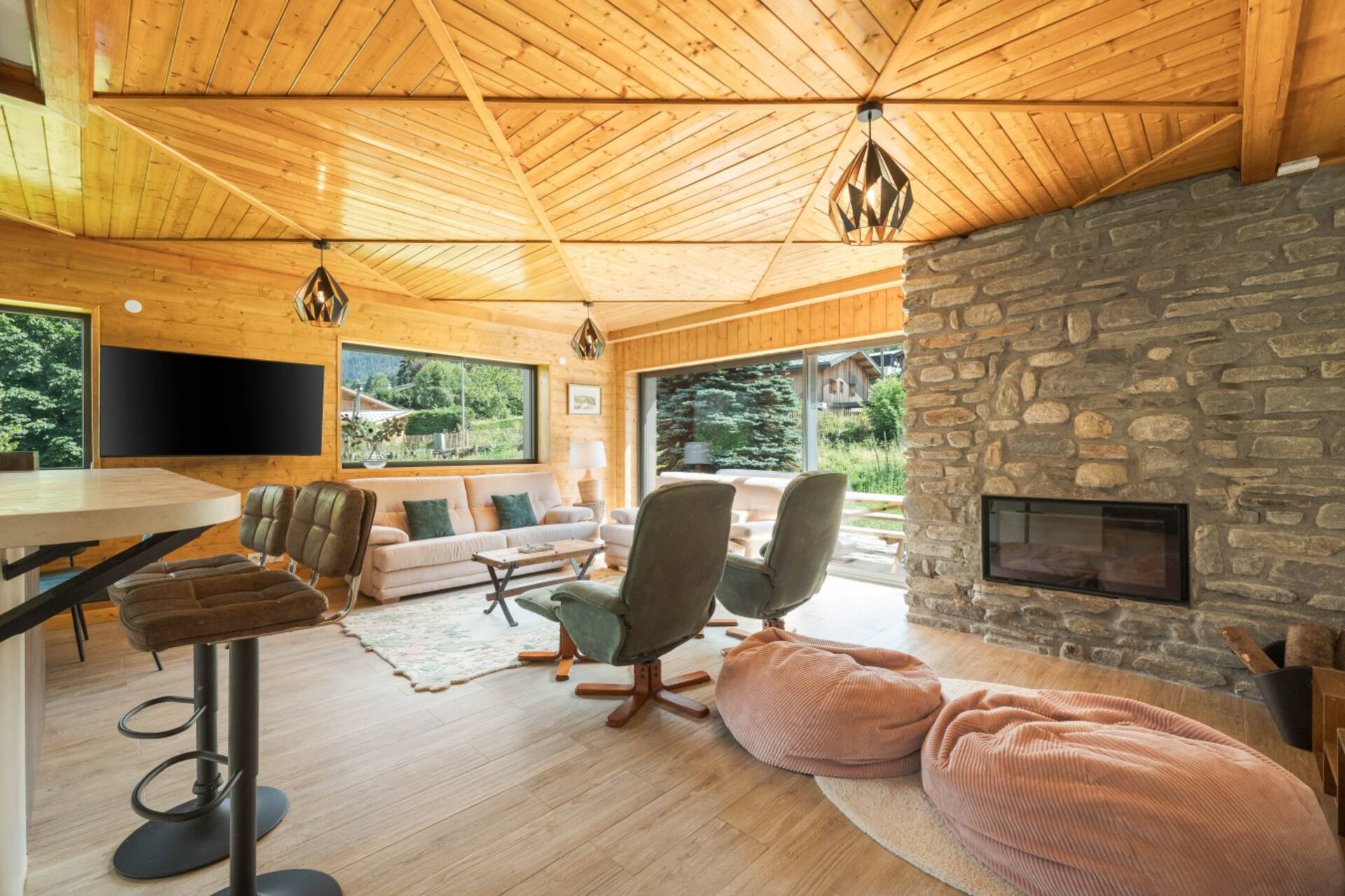 Chalet in Rhone Alpes near Ski Lift — photo 2