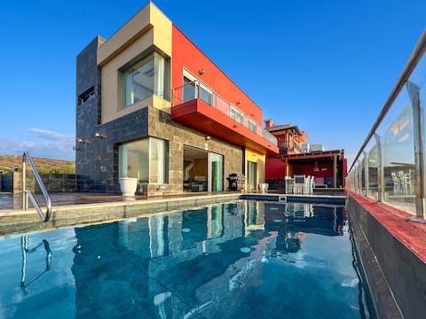 Family Dream Villa, heated pool 28°C, Ocean Views